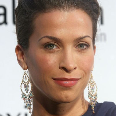 christina-cox